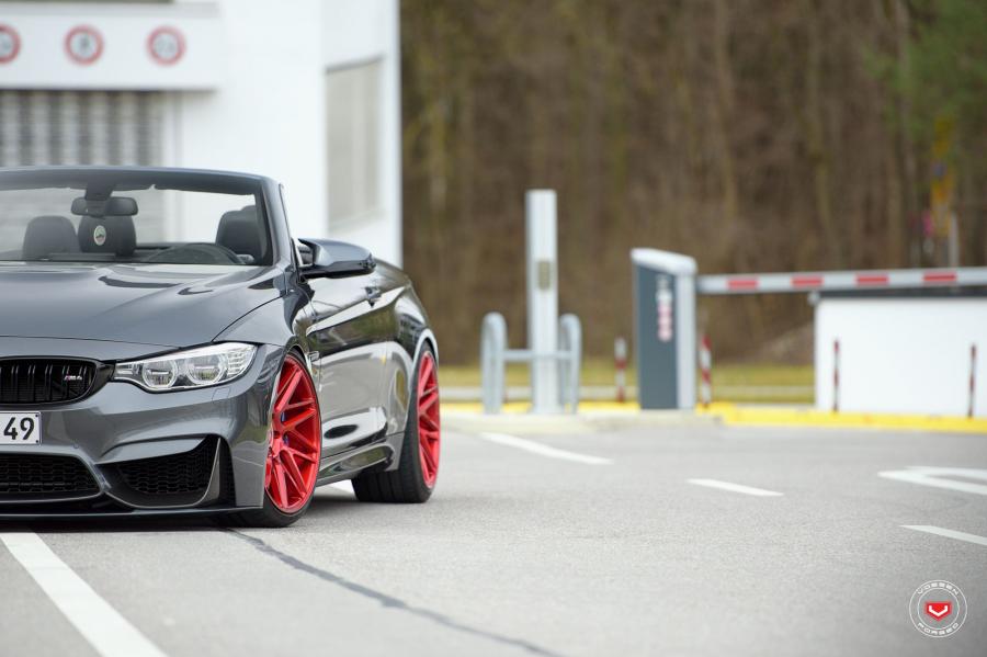Детали экстерьера BMW M4 Convertible on Vossen Wheels (VPS-314T) 2017 года  (фото 4 из 32)